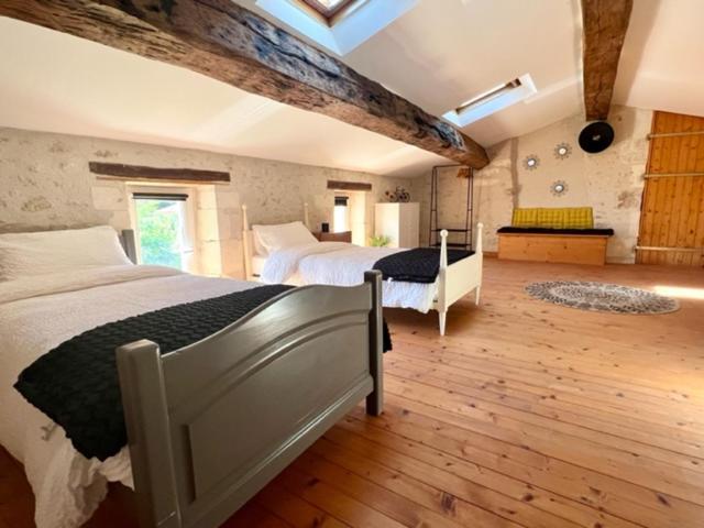Le Grand Franc Gite Cosy Proche Tous Commerces Tonnay-Charente ภายนอก รูปภาพ